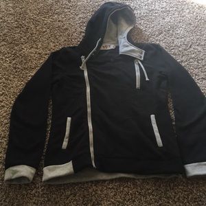 Side zip hooded jacket